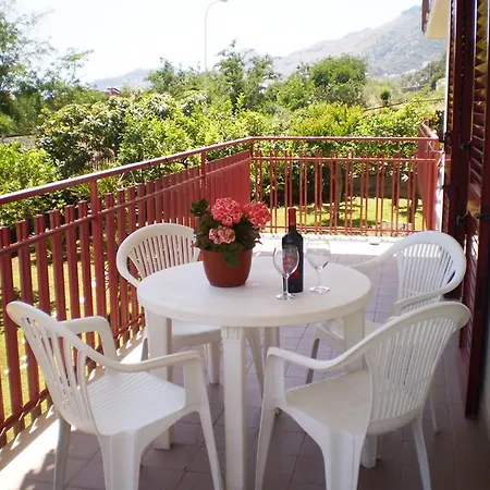 Apartment Casa Da Marion Letojanni